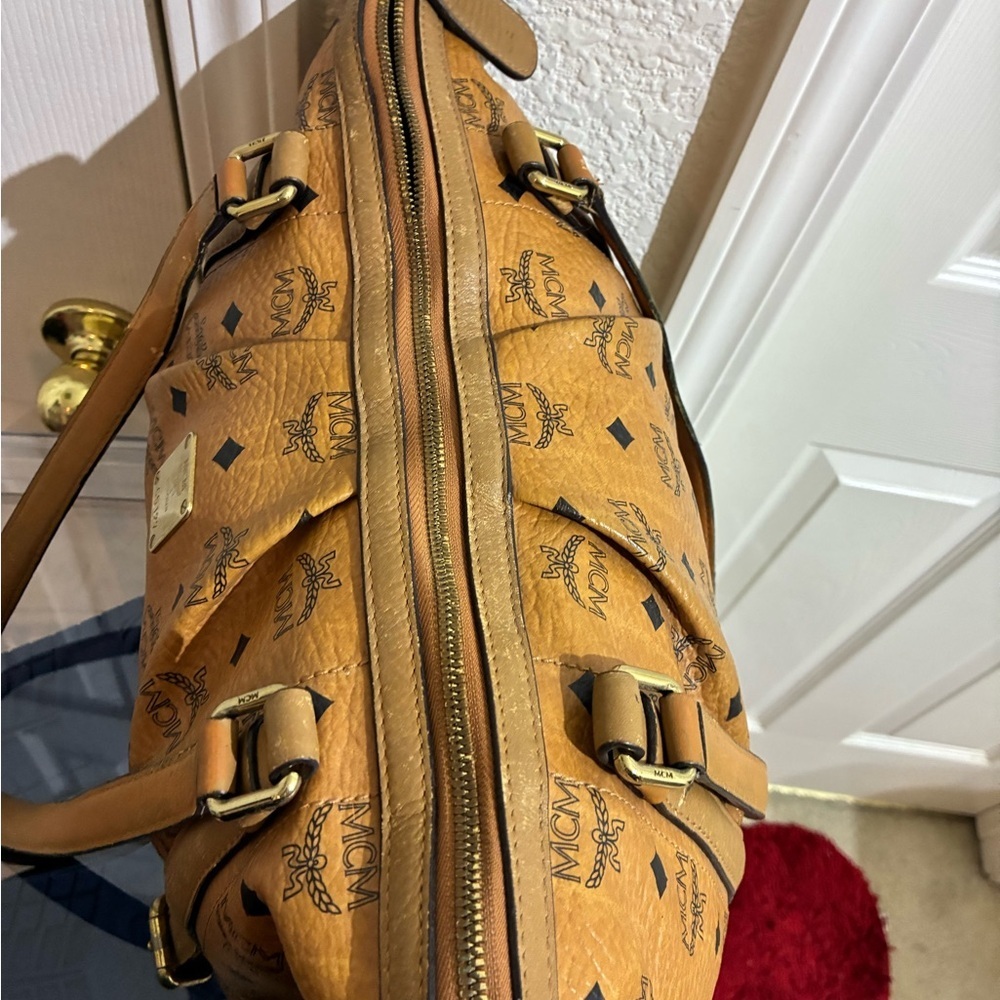 MCM Tan Leather Shoulder Bag - Picture 3 of 7